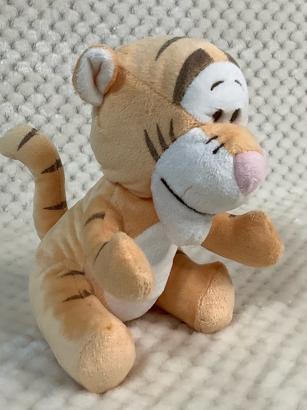 Disney Baby Plush Tigger Tiger Blankets and Beyond Stuffed Animal Toy - Picture 2 of 16